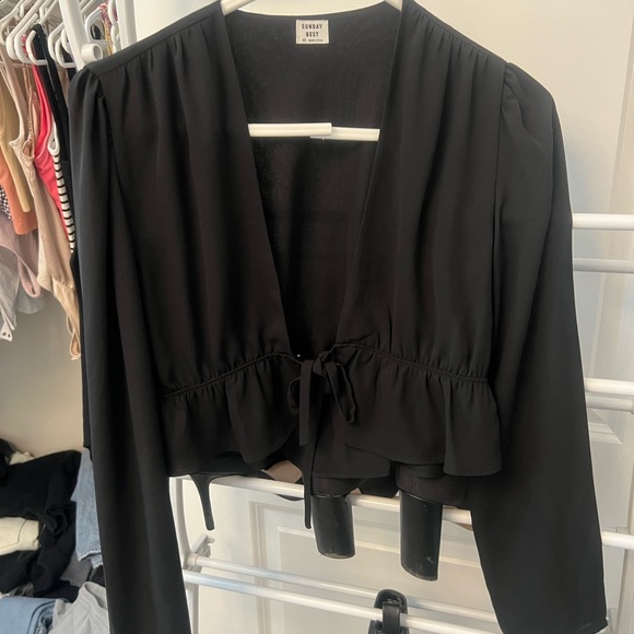 Aritzia long sleeve - Picture 1 of 2